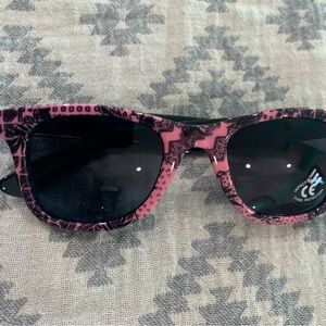 VANS- new pink and black sunglasses